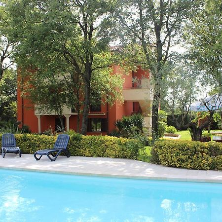 Aqua Family Apartments Karigador Esterno foto